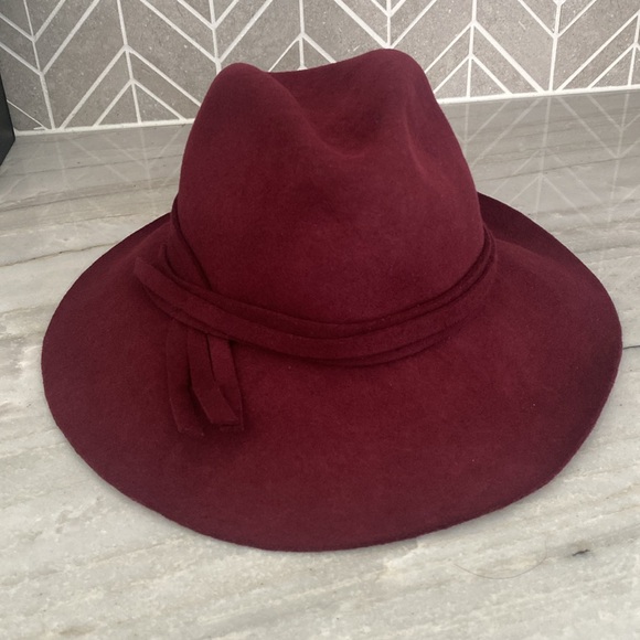 Nordstrom Accessories - Nordstrom Wool Felt Fedora Maroon Hat